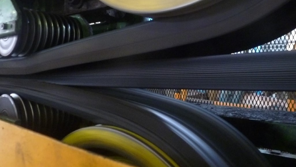 MLT Kabelabzugsriemen - Kundenspezifische Lösungen