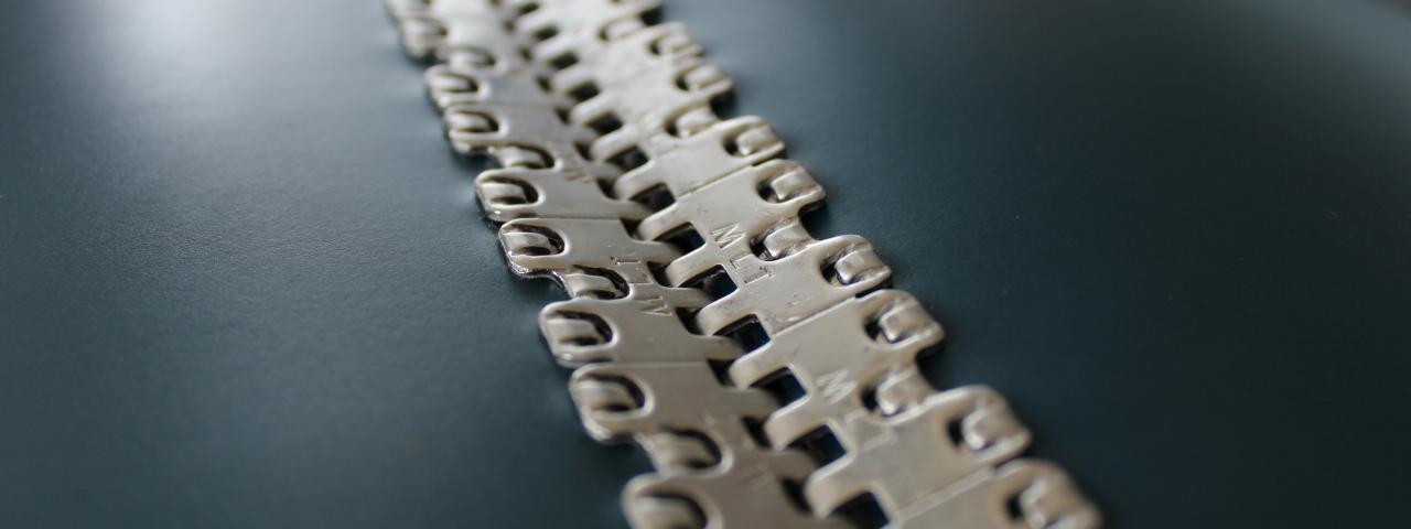 Self-Lock®-Verbinder für leichte Förderbänder